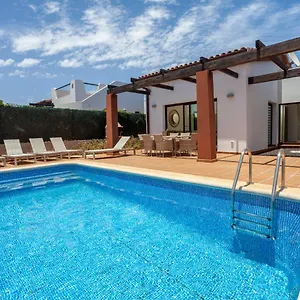 https://family-golf-villa-zafiro-pool-bbq-seaview-aircon.in-canary-islands.com