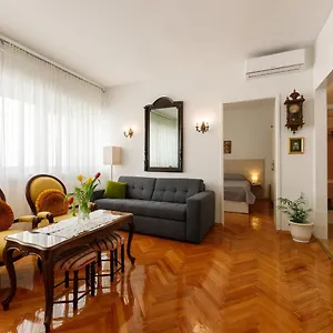 https://old-town-central-zadar.hotelinzadar.com